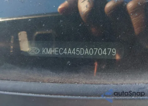 2013 Hyundai Sonata Hybrid z USA, uszkodzony, nr VIN KMHEC4A45DA070479